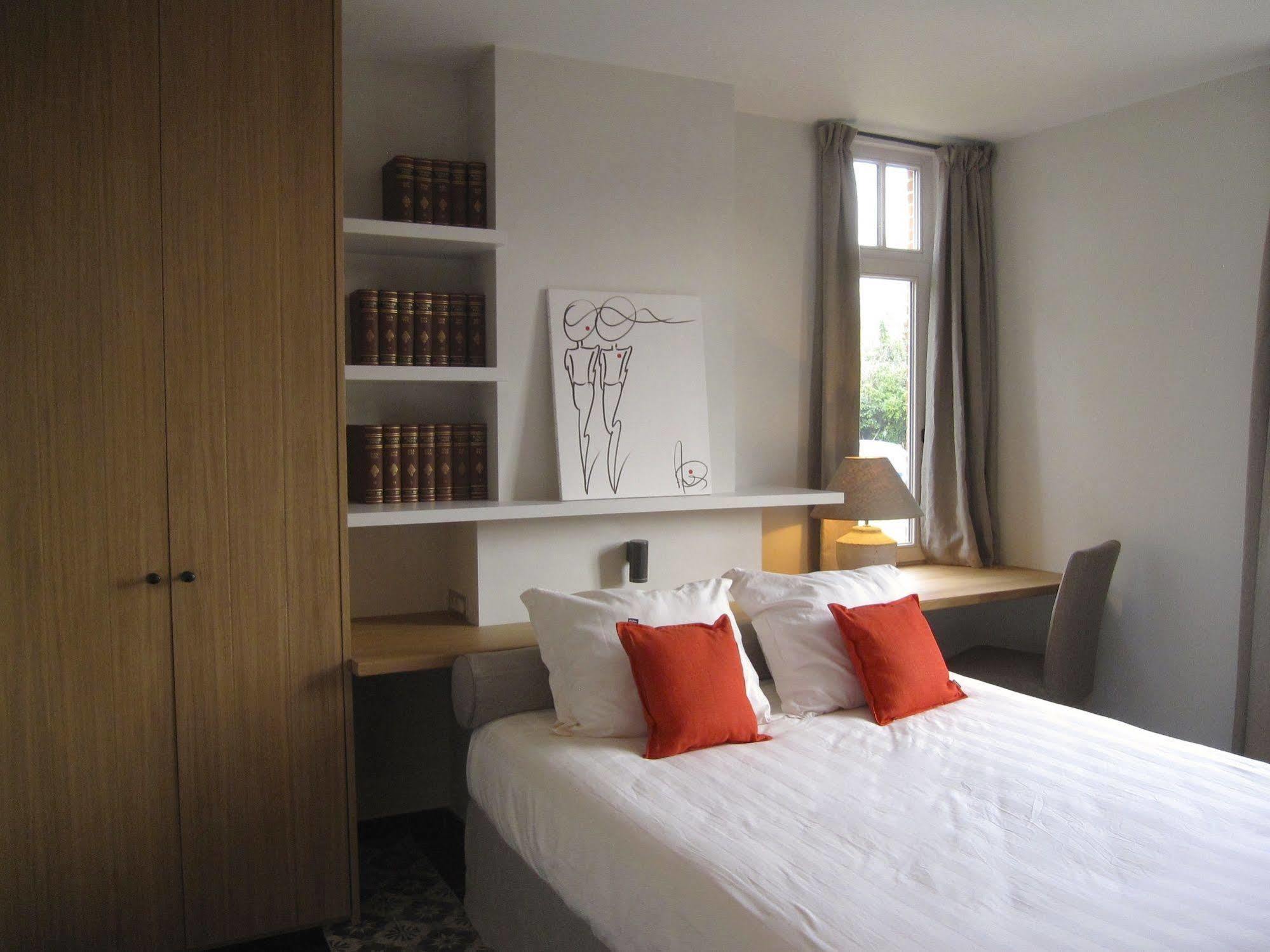 O-Lit Bed & Breakfast Paal ภายนอก รูปภาพ