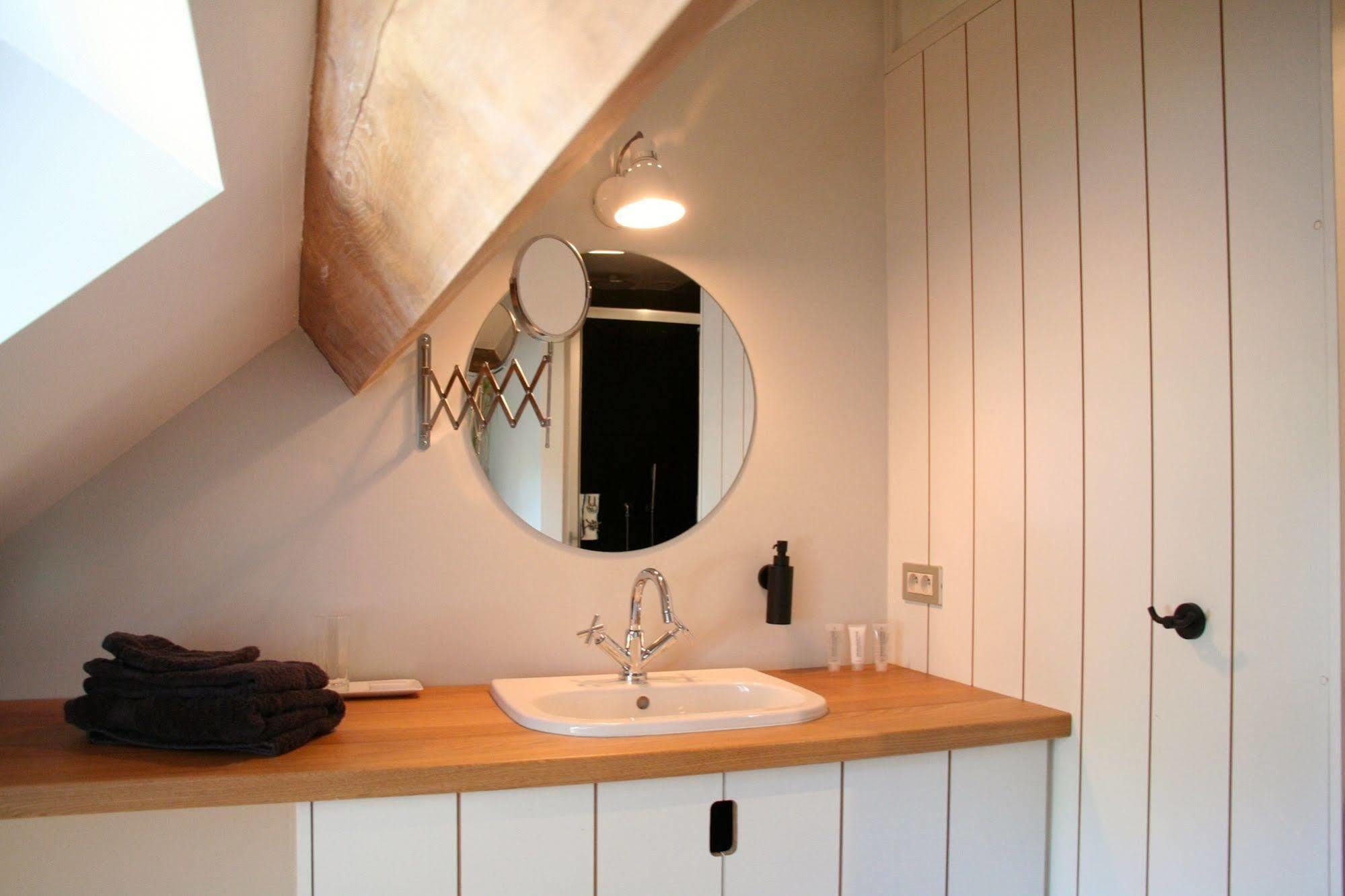 O-Lit Bed & Breakfast Paal ภายนอก รูปภาพ